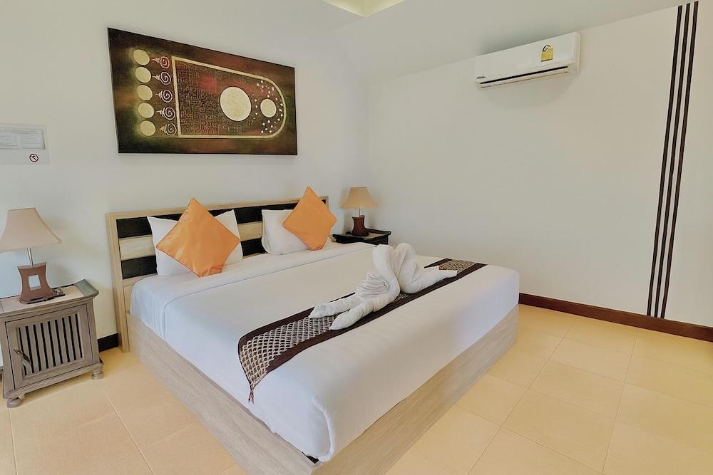 The Shore Samui Room Type - Deluxe Double Room