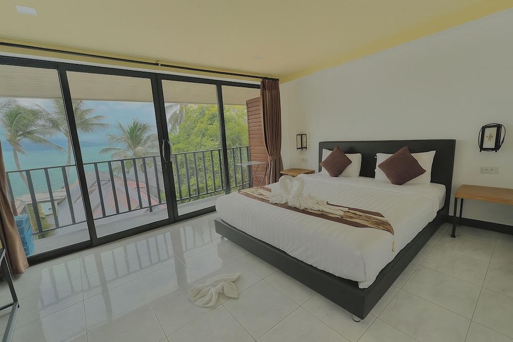 The Shore Samui Room Type - Standard Room