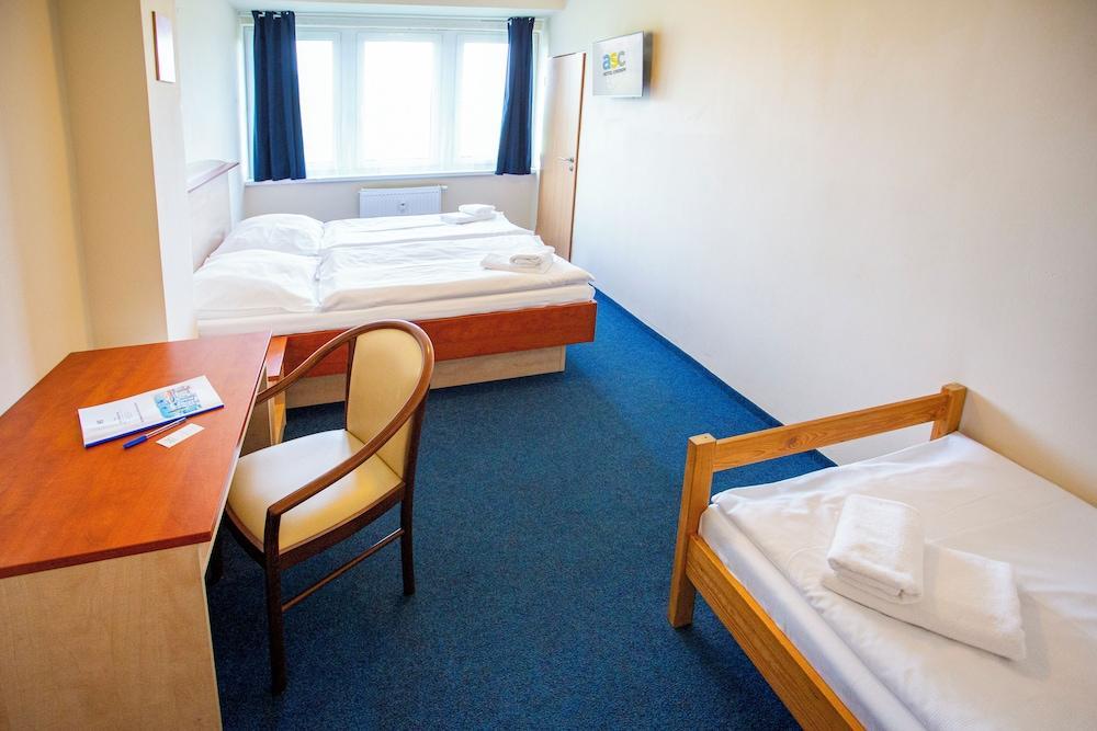 HOTEL CHODOV ASC Room Type - Comfort Triple Room