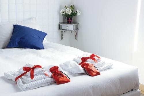 Hub Navona Room Type - Double or Twin Room