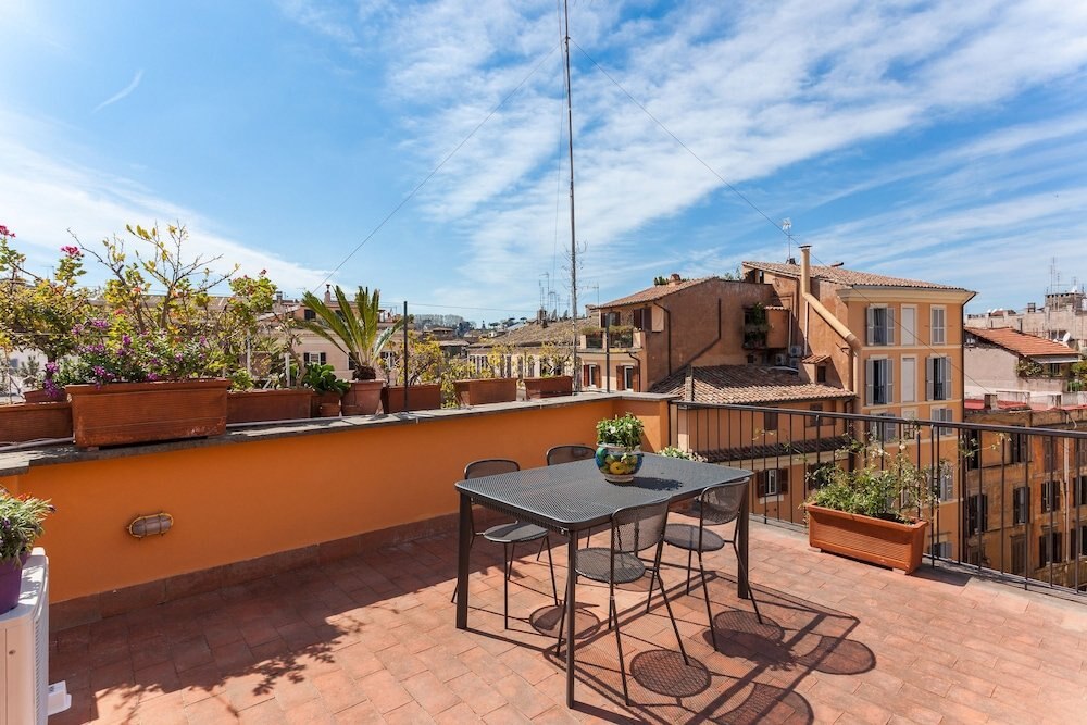 Rome as you feel - Baullari with Terrace