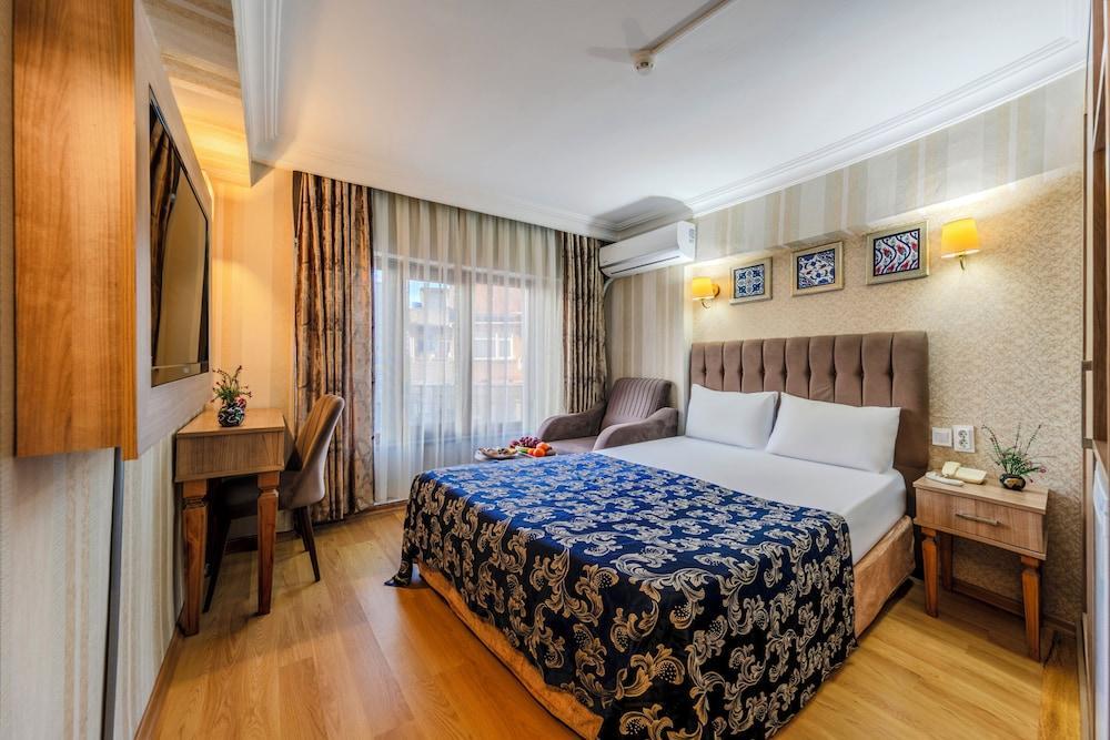 Hamit Hotel İstanbul - Special Category Room Type - Comfort Quadruple Room, Multiple Beds Hamit Hotel İstanbul - Special Category Room Type - Comfort Quadruple Room, Multiple Beds