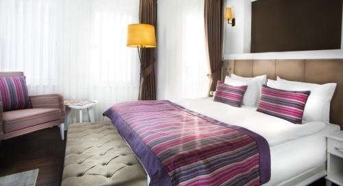 Astan Hotel Taksim - Tap to explore photos