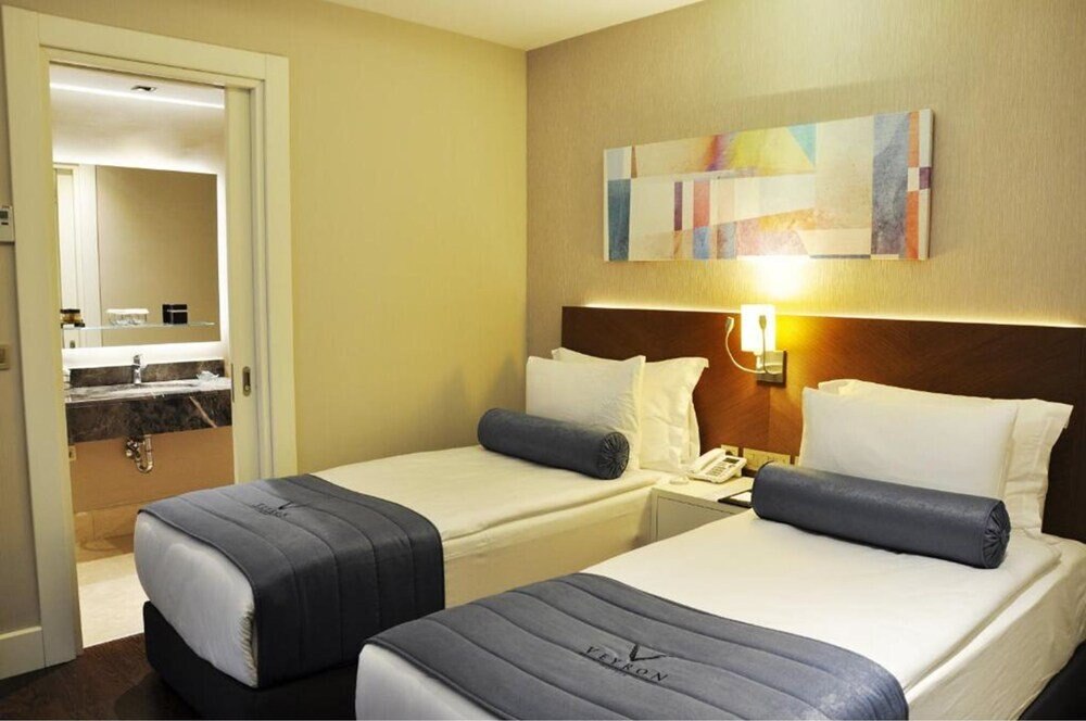 Veyron Hotels & Spa Room Type - Economy Double Room