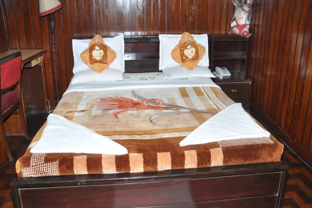 Hotel Atithi Room Type - Deluxe Room