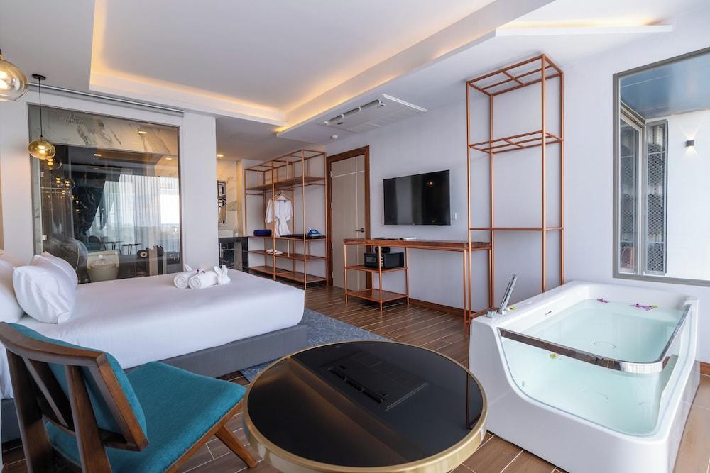 The Blue Room Type - Premium Family Suite