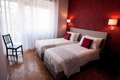 B&B Roma 474 - Tap to explore photos