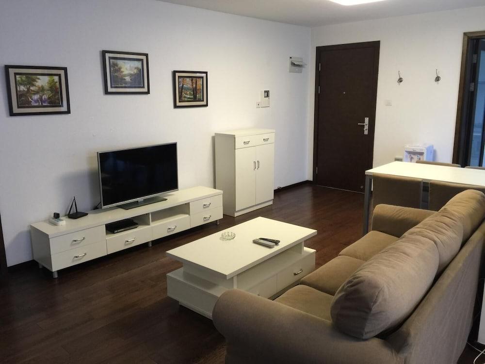 Kinghouse Service Apartment Shanghai - Tap to explore photos