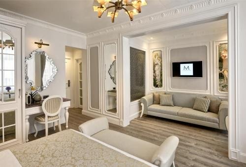 Mirrors Hotel İstanbul Taksim City Center Room Type - Suite