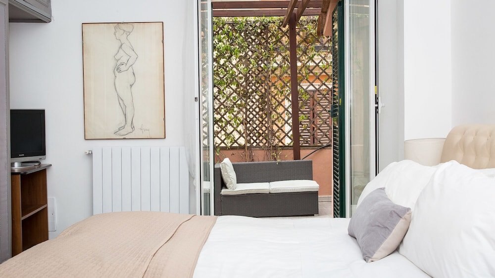 Rental in Rome Augustus Terrace Deluxe Room Type - Apartment, 2 Bedrooms