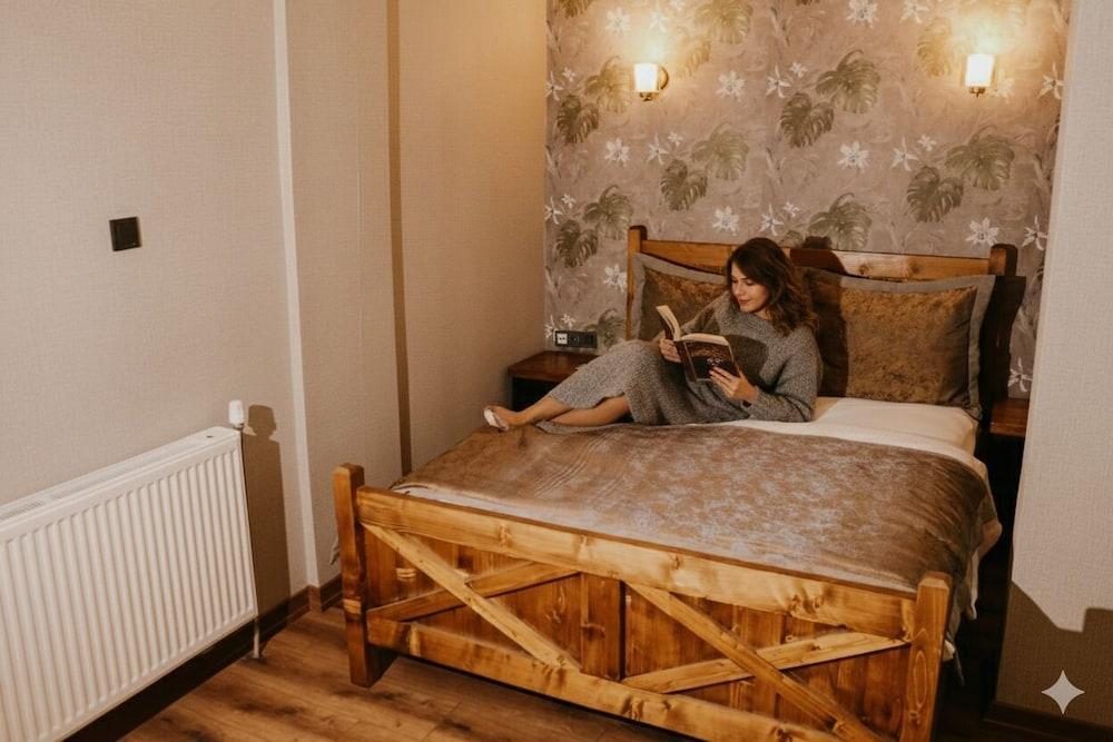 Zengin City Hotel Room Type - Deluxe Room