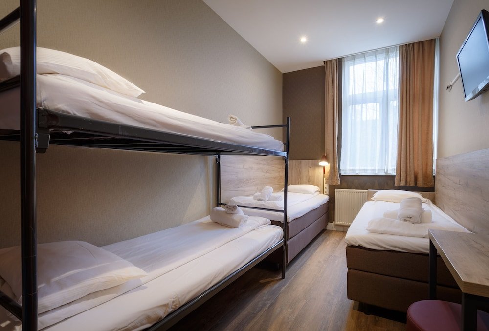 Amsterdam Downtown Hotel Room Type - Quadruple Room