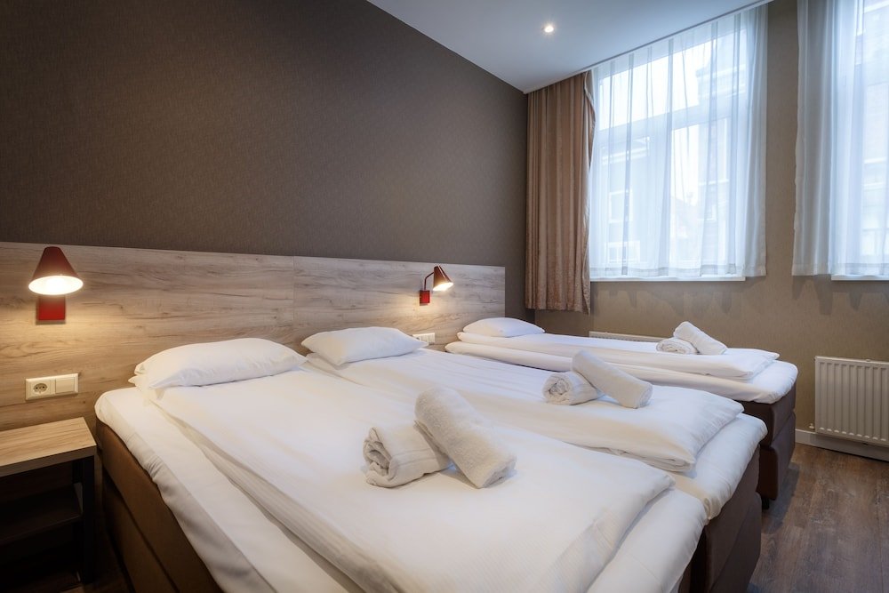 Amsterdam Downtown Hotel Room Type - Triple Room