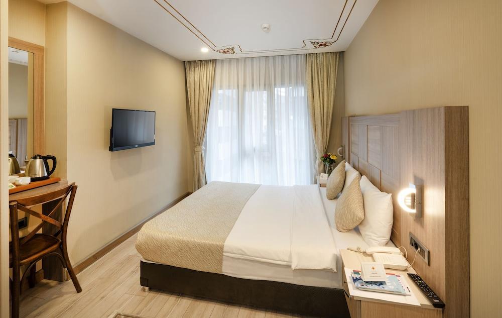 Orya Hotel Room Type - Standard Double or Twin Room Orya Hotel Room Type - Standard Double or Twin Room