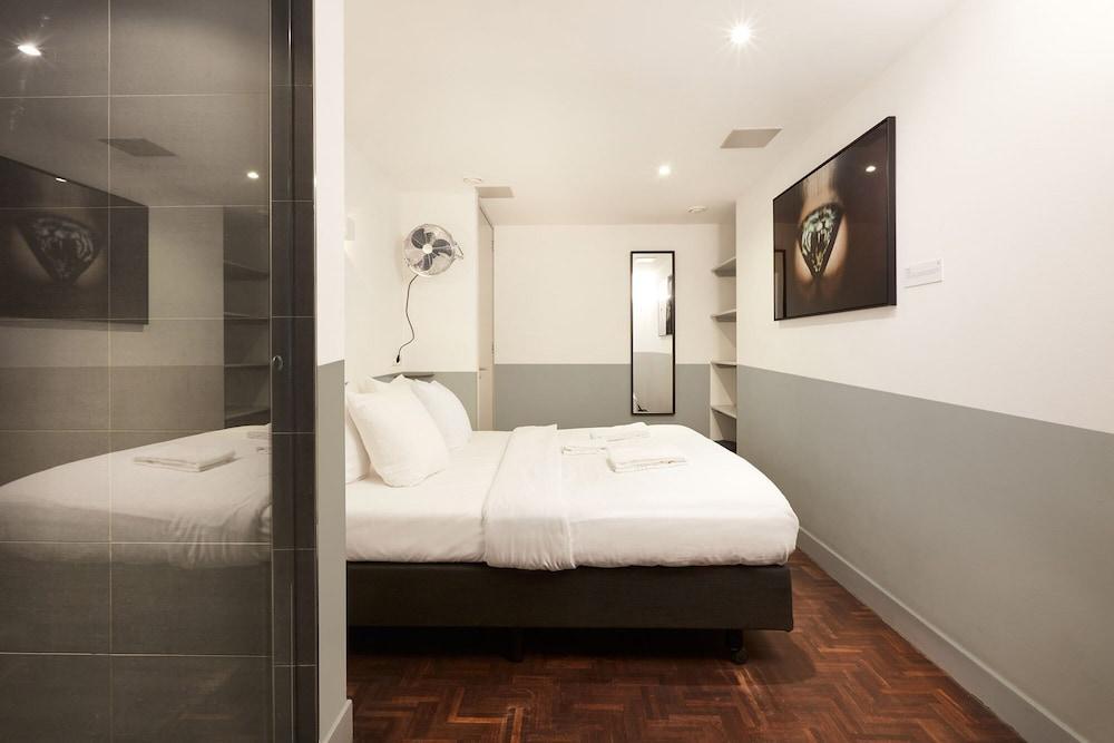 Hotel Not Hotel Amsterdam Room Type - Basic Double Room, 1 Double Bed (Mrs. de With)