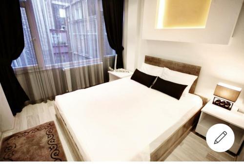 Balance Hotel Taksim - Tap to explore photos