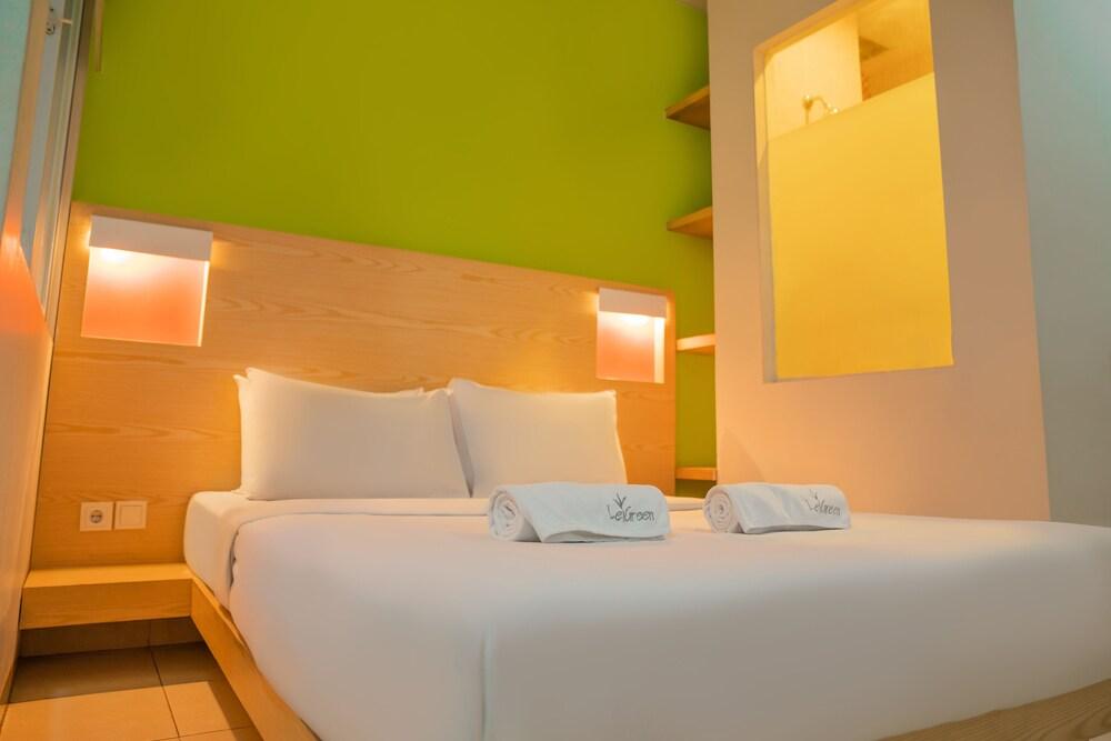 LeGreen Suite Senayan Room Type - Standard Double Room LeGreen Suite Senayan Room Type - Standard Double Room