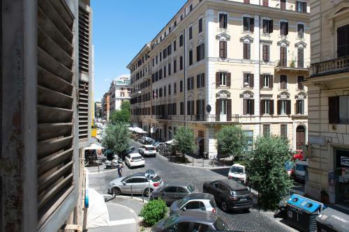 Residenza Ottaviani - Tap to explore photos