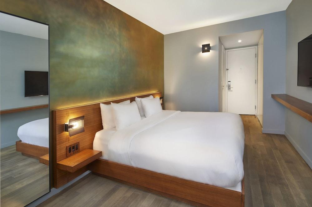 Truss Hotel Times Square Room Type - Room, 1 King Bed