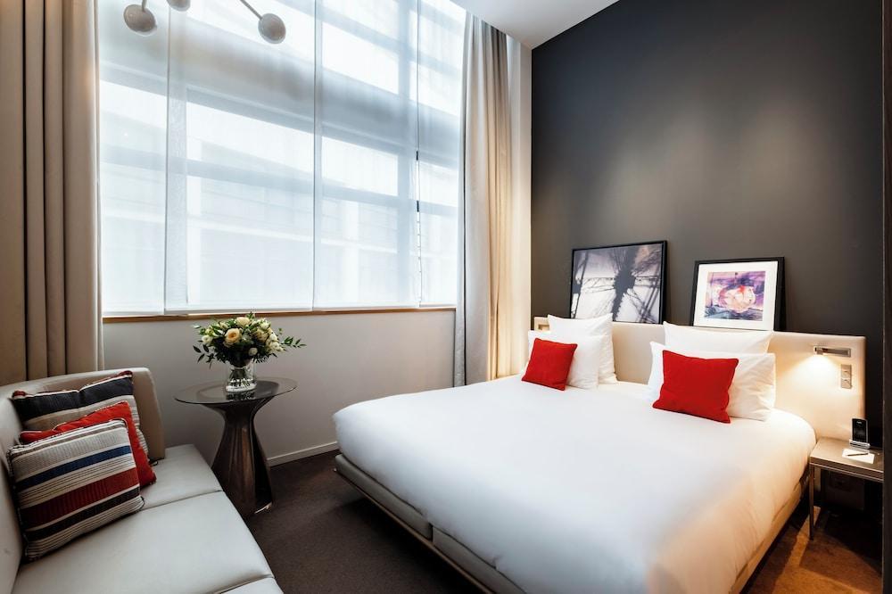 Le Cinq Codet Room Type - Classic Room