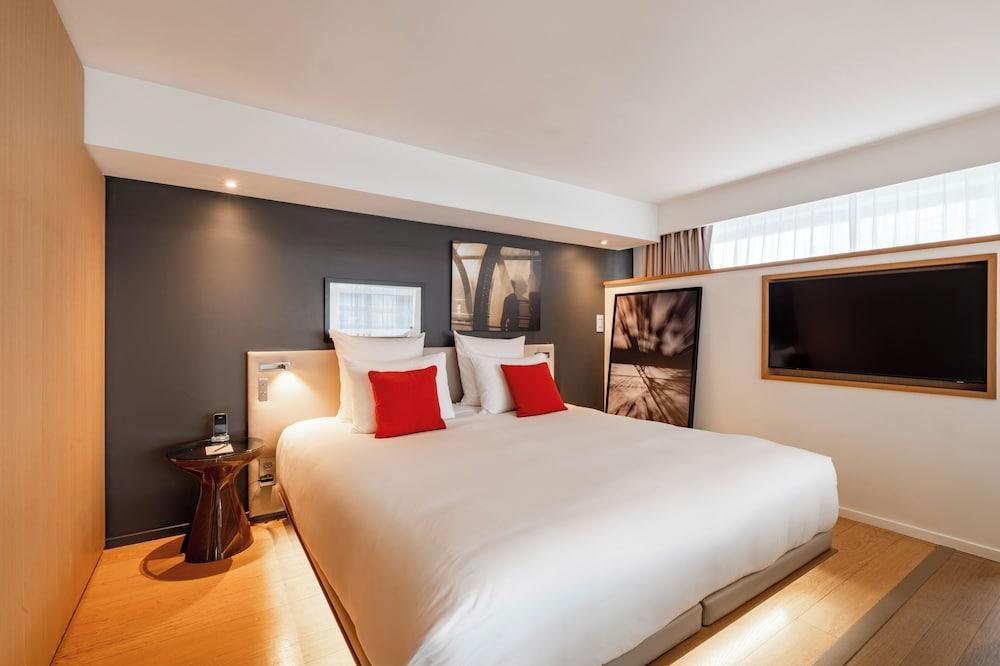 Le Cinq Codet Room Type - Connecting Family Duplex Suite
