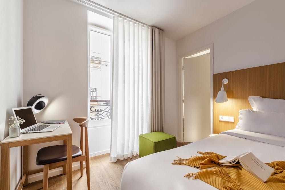9Hotel Republique Room Type - Classic Room