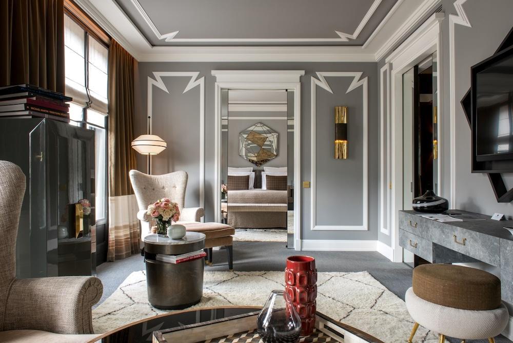 Nolinski Paris - Evok Collection Room Type - Signature Suite