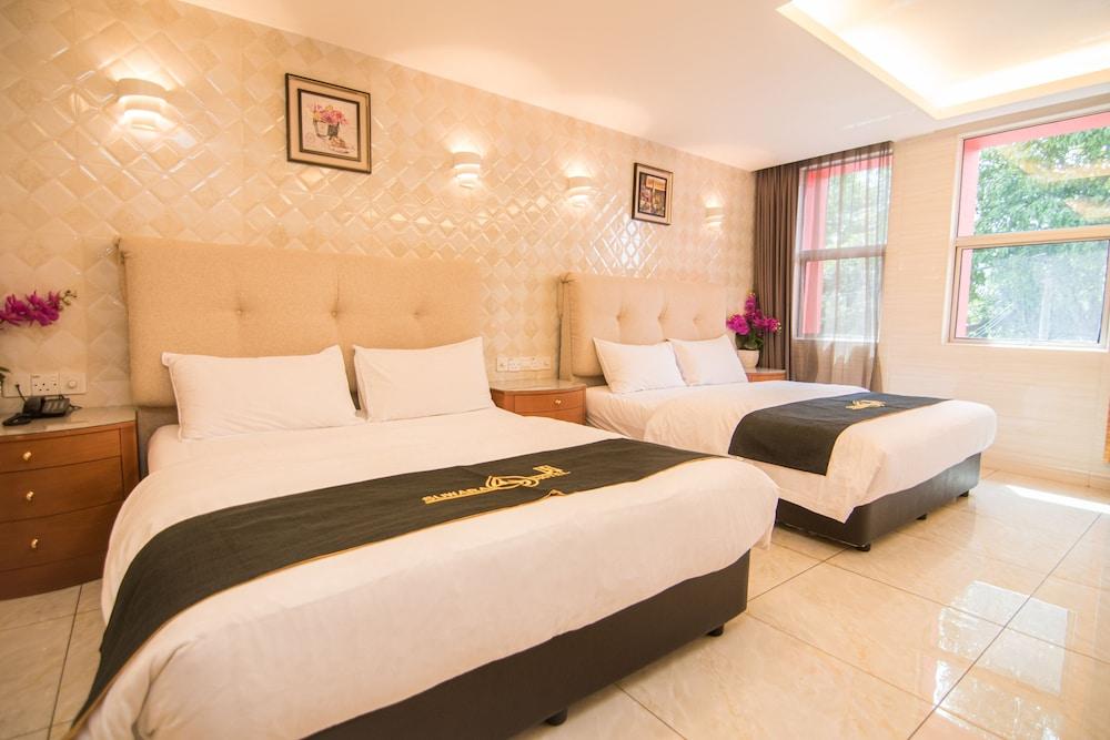 SUWARA HOTEL Room Type - Family Room, 2 Queen Beds