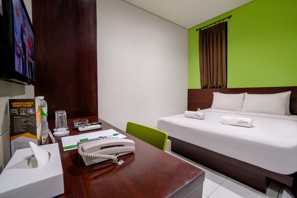 LeGreen Suite Setiabudi Room Type - Smart Green Room