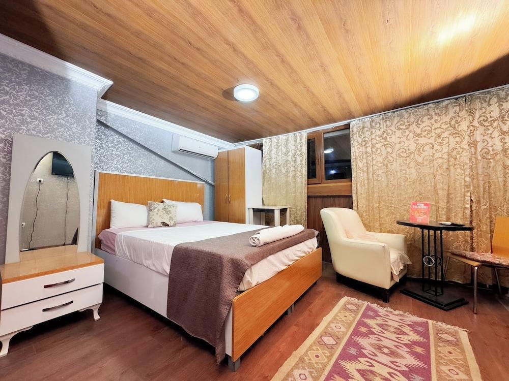 The New Season Apart Room Type - Exclusive Triple Room, 1 Double Bed with Sofa bed, Non Smoking, Kitchenette