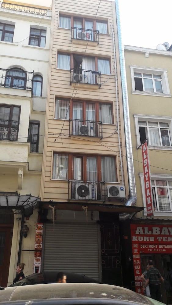 Istanbul Grand Aparts - Tap to explore photos