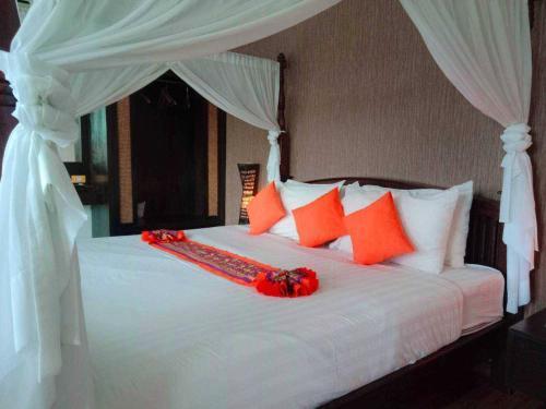 Jingjit Hotel Room Type - Deluxe Double Room with Balcony
