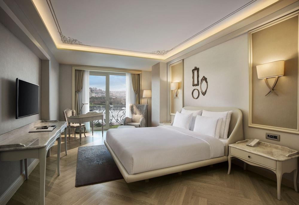 Lazzoni Hotel - Tap to explore photos