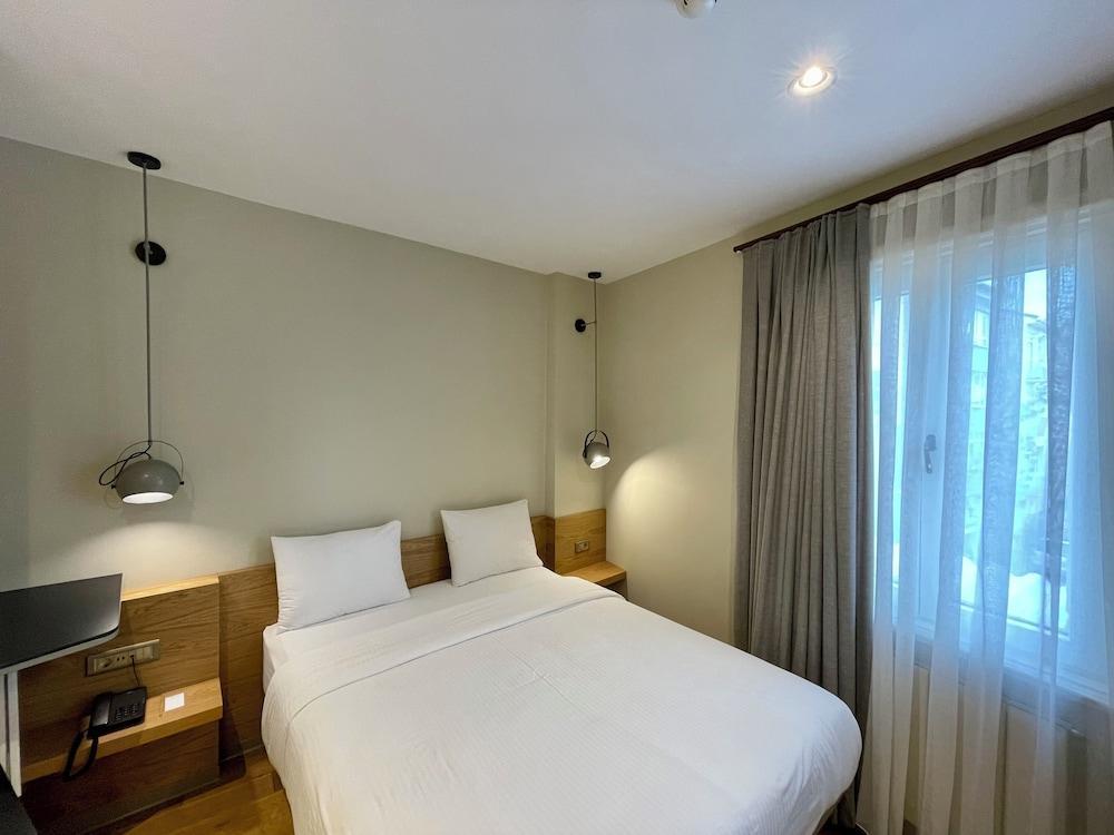 New Bosphorus Hotel Room Type - Economy Double Room