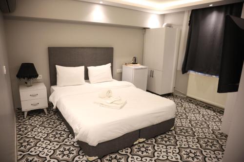Brk Dream Suites Taksim - Tap to explore photos