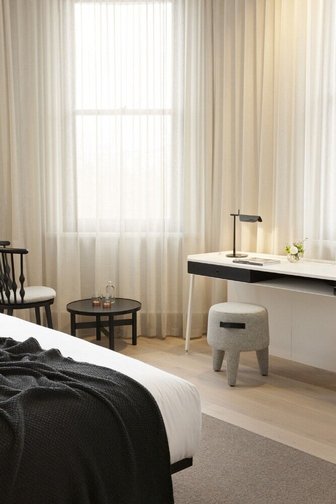 Coppersmith Hotel Room Type - Deluxe Queen Room