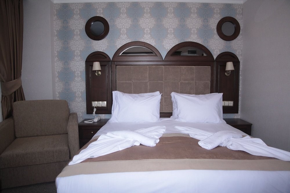 Golden Pen Hotel Room Type - Standard Double or Twin Room