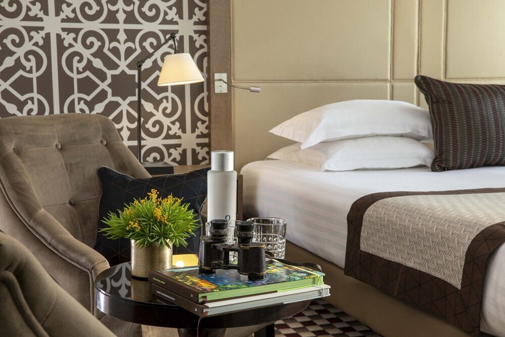 Hôtel Phileas Lazare & Spa - Opéra Room Type - Executive Room, 1 King Bed (Spa access) Hôtel Phileas Lazare & Spa - Opéra Room Type - Executive Room, 1 King Bed (Spa access)