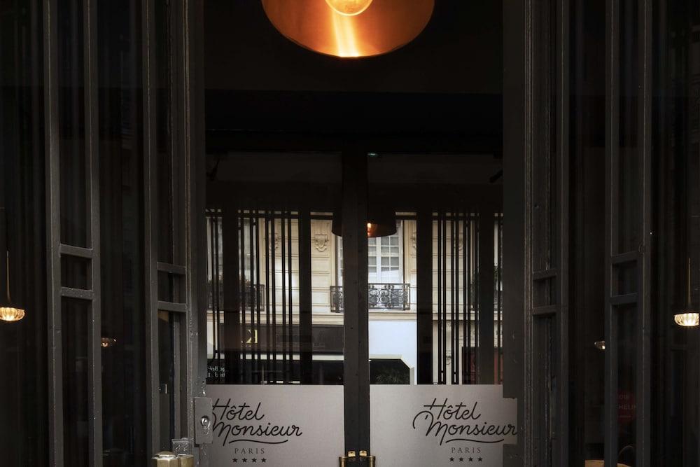 Hôtel Monsieur & Spa - Tap to explore photos