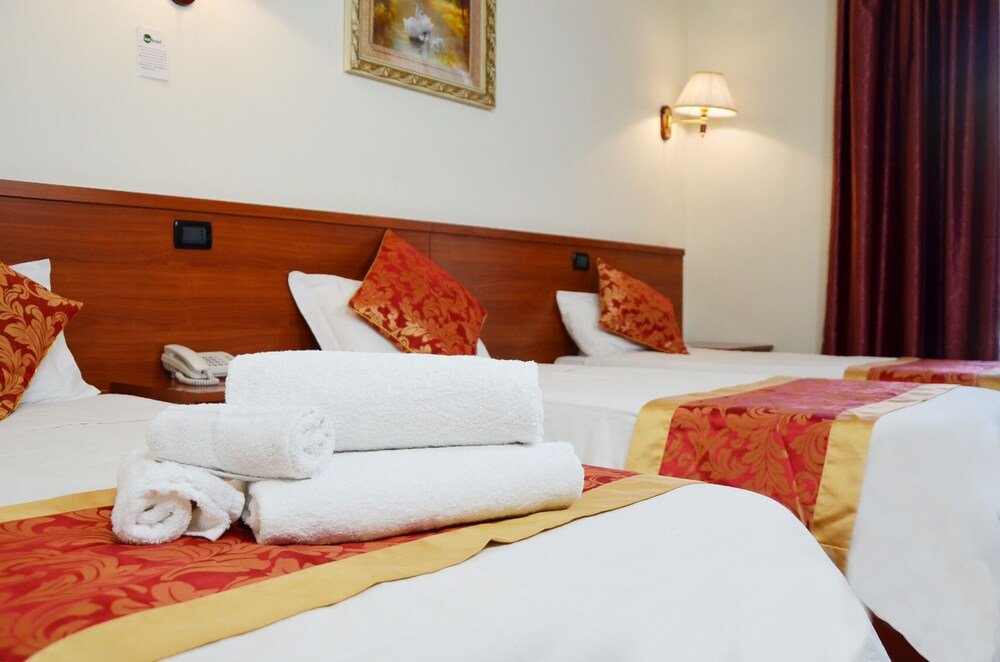 Hotel Geo Room Type - Triple Room