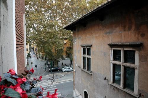 Residenza Delle Arti - Tap to explore photos
