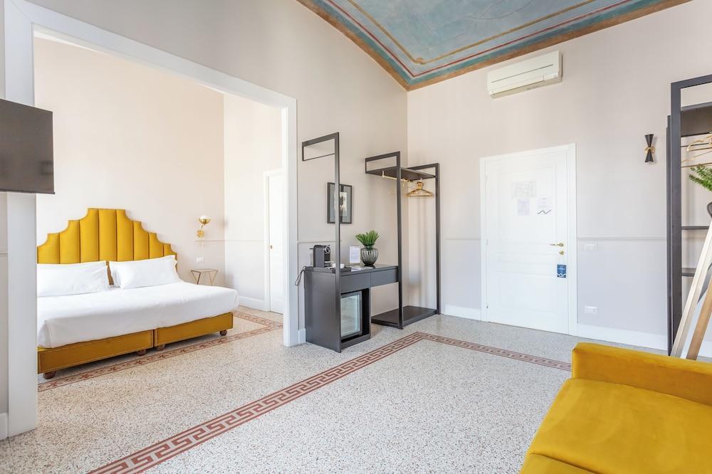 Daplace - La Mongolfiera Rooms in Navona Room Type - Junior Room