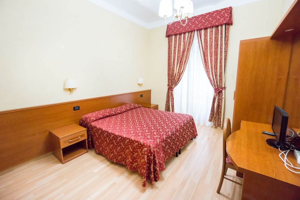 Funny Palace Hostel - Tap to explore photos