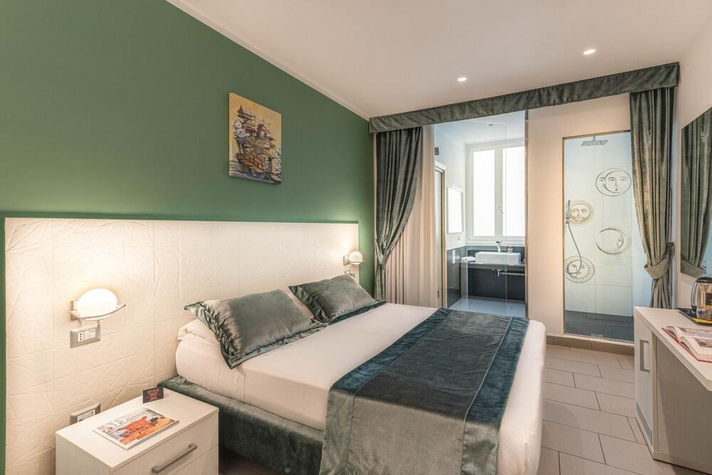 Trevi Palace Hotel Room Type - Superior Double Room