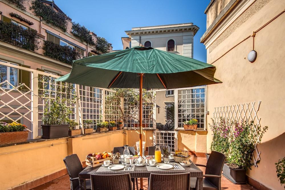 Tree Charme Trilussa Room Type - Terrace Apartment Tree Charme Trilussa Room Type - Terrace Apartment