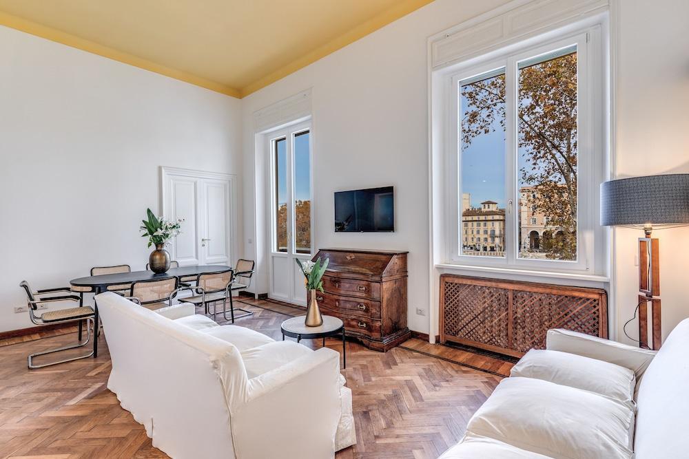 Tree Charme Trilussa Room Type - Three-Bedroom Apartment - Separate Building, Address: Lungotevere Raffaello Sanzio n.1