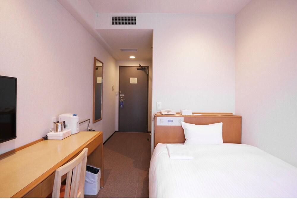 Smile Hotel Sugamo Room Type - Economy Double Room, Non Smoking