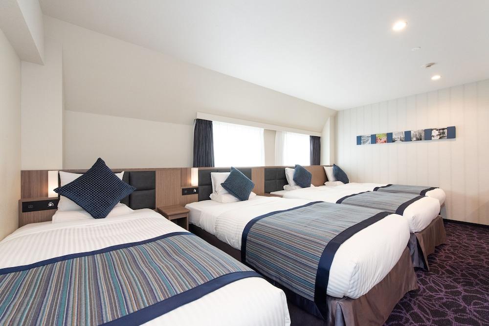 Hotel MyStays Gotanda Station Room Type - Superior Quadruple Room, Non Smoking - House Keeping is Optional with Additional Cost