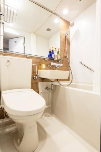 Hotel MyStays Gotanda Station Room Type - Standard Double Room with Small Double Bed - Non-Smoking- House Keeping is Optional with Additional 