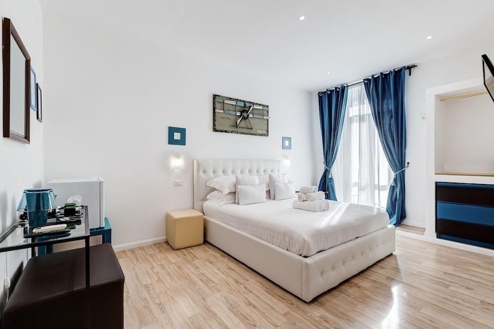 Ripetta Central Suites Room Type - Superior Double Room, Private Bathroom